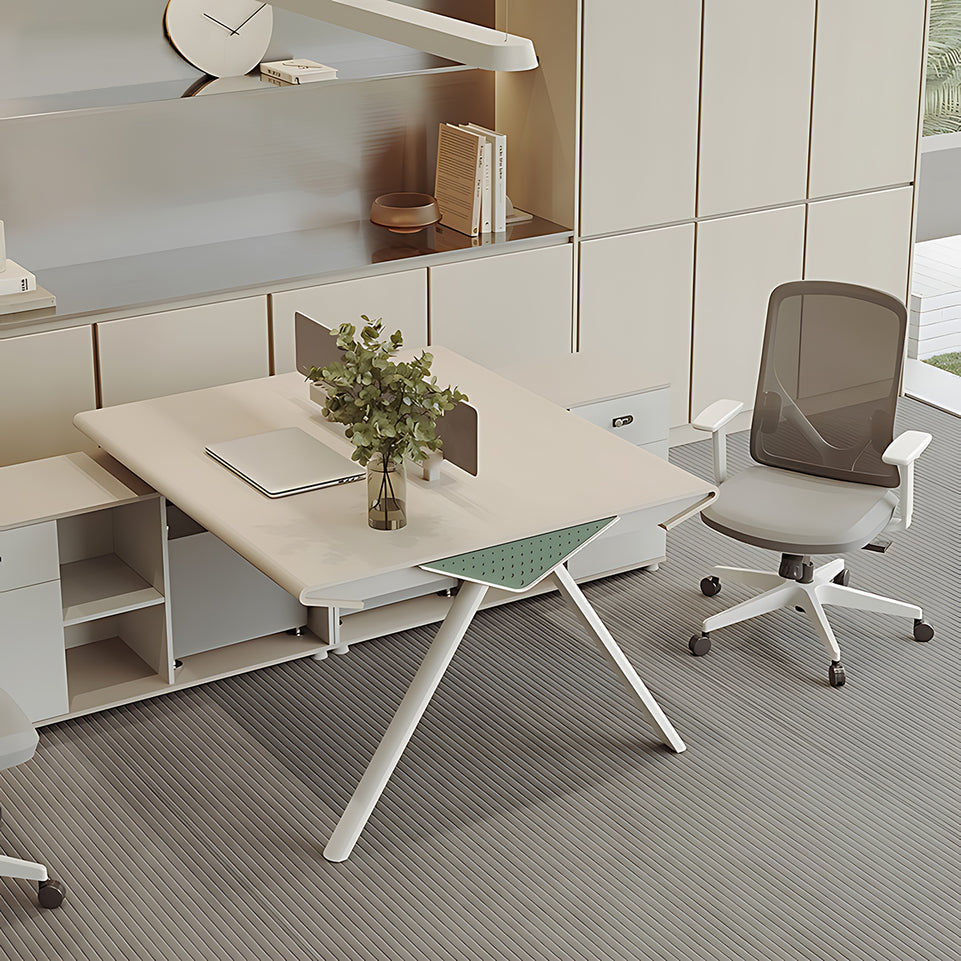 Stylish Modern Employee Desk with Unique Curved Screen Desktop Design BGZ-2040