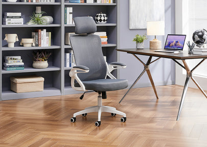 What to look for in office desks and chairs?