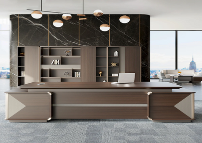 Choosing Between L-Shaped and U-Shaped Executive Desks